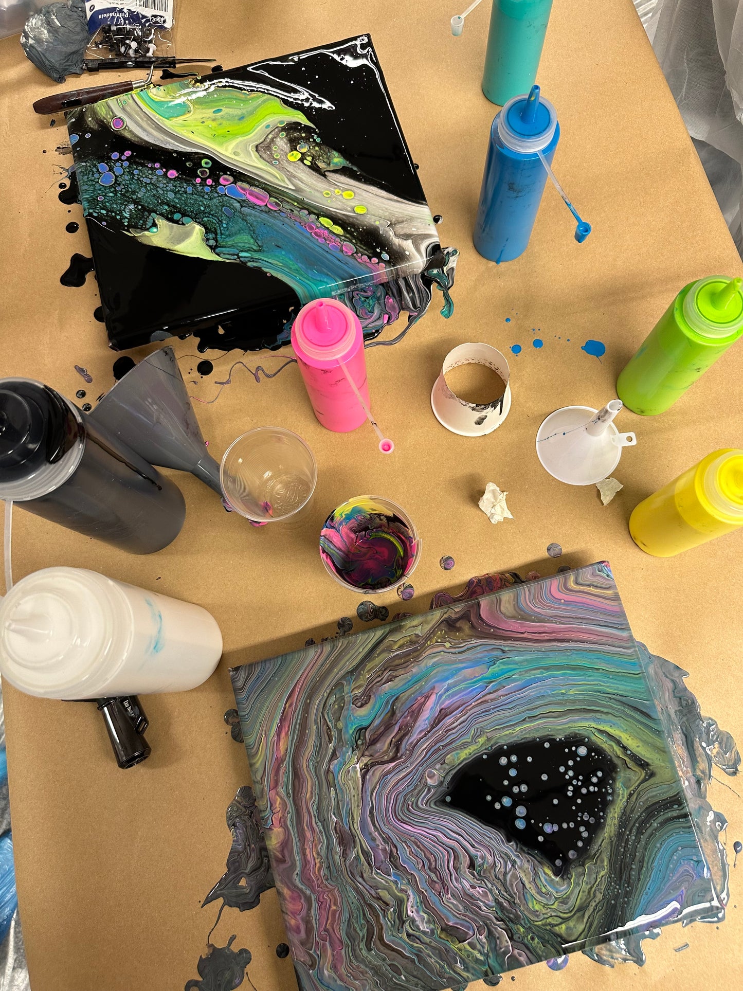 27.11. Fluid Art Workshop